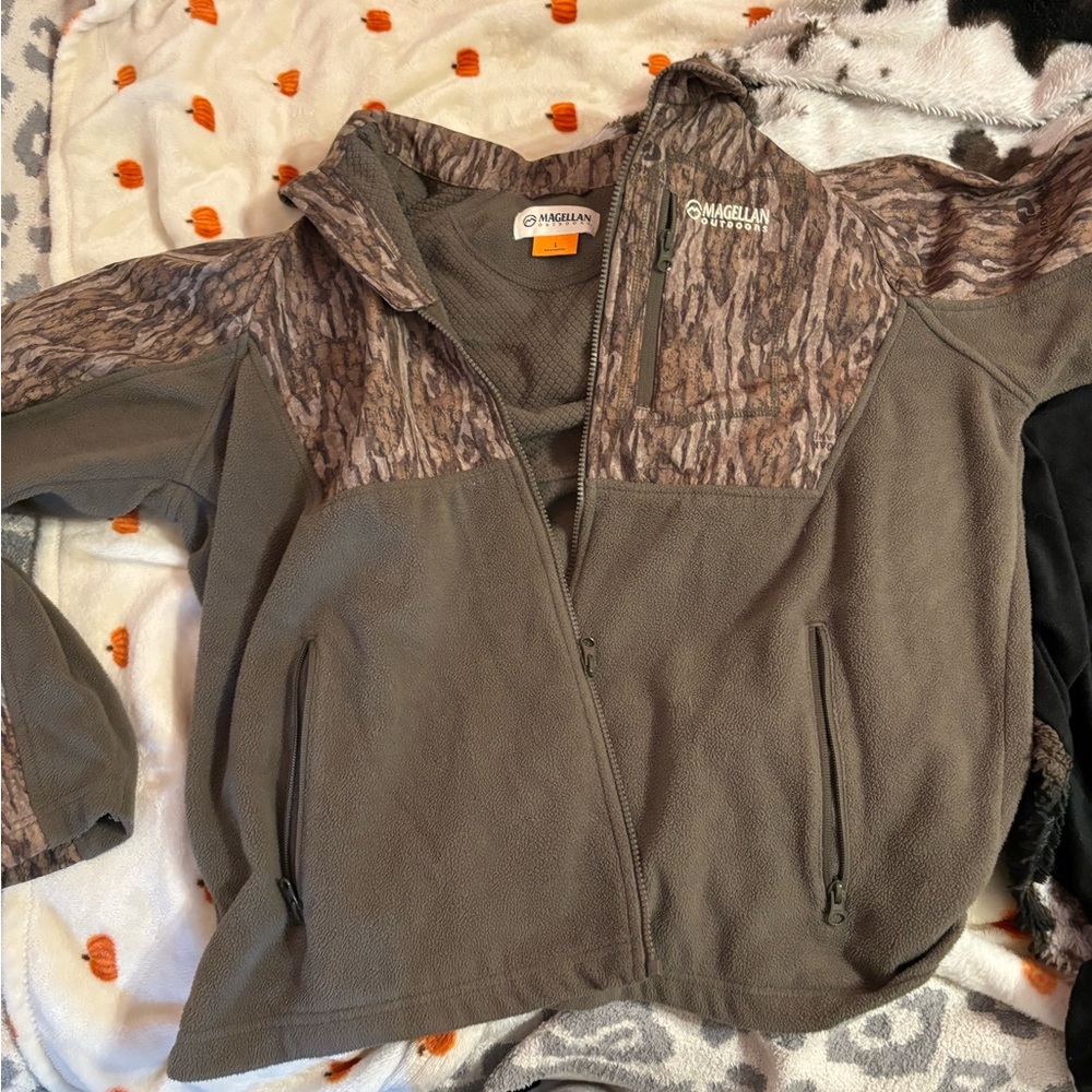 magellan camo jacket
